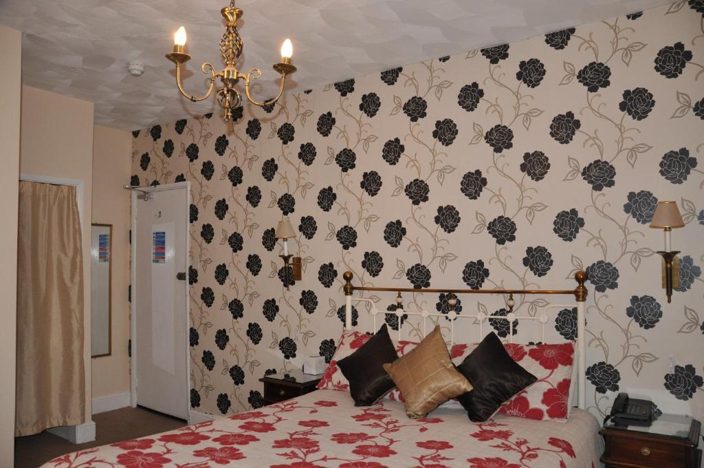 Adelaide House Hotel Luton  Habitación foto